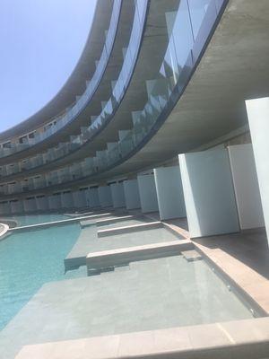 Haven Resort in Cancun ... Swim up room