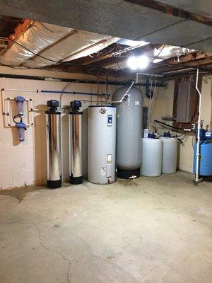 Complete disinfection and filtration system for pond water.