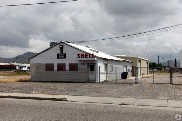 "Ugly Betty" warehouse building leased, then sold!