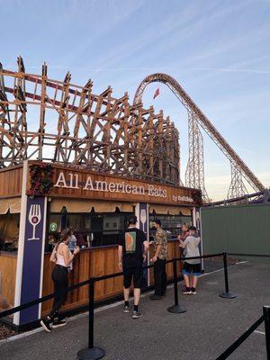 All American Eats by Iron Gwazi, Busch Gardens Food & Wine Festival 2021, Weekends Feb 20 - April 25, Tampa Bay