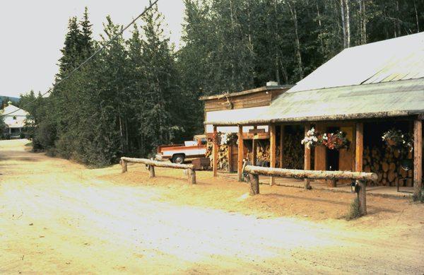 1977 the Red Garter Saloon, Ester.