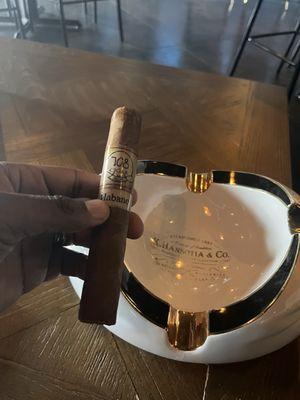 708 Habano