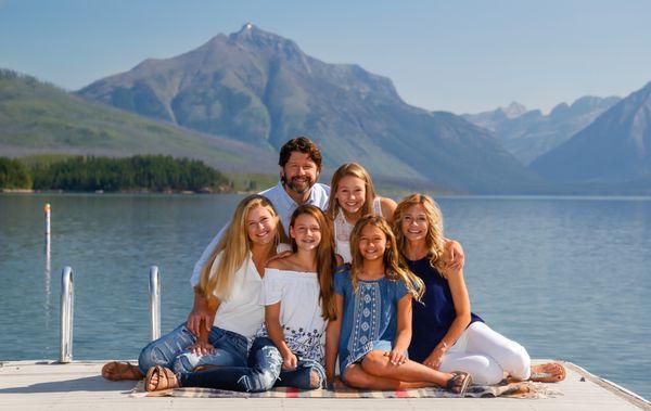 Family portrait shoot in Glacier National Park