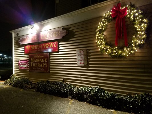 Front of Colonial Liquors.