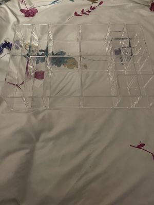 Makeup organizer