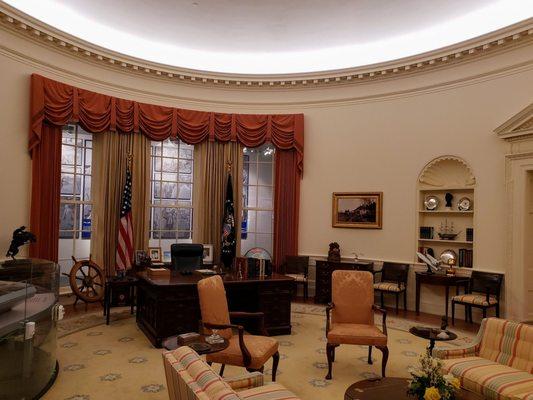 Re-creation of Oval Office at Gerald R. Ford Presidential Museum