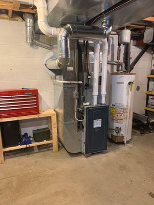 Furnace and humidifier installation