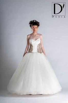 The "Bella" bridal gown from D'Lola Couture