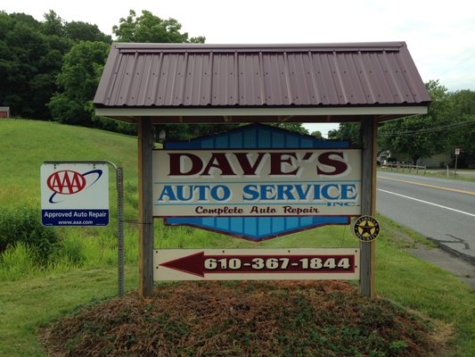 Dave's Auto Service of Boyertown, Pa. sign