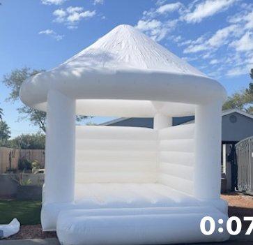 #2 luxury modern bounce house