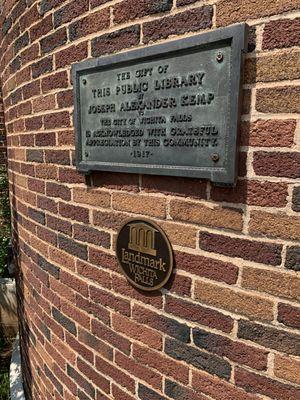 Landmark and historical plaque at the Kemp Center for the Arts.