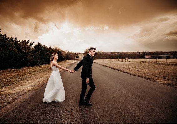 Oklahoma wedding photographer - Blossom & Co.