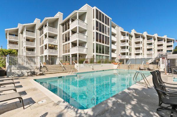 Condo sold near Sail Bay in Pacific Beach!