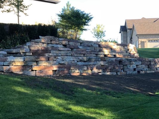 Retaining wall