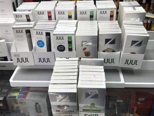 Juul kit and pods.