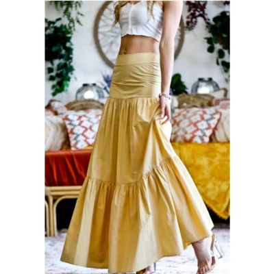 Top Tier (Mustard)

Shirring Detail Tiered Hi Waisted Ruffle Maxi Skirt.

Arrives 3/31/22