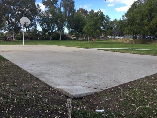 3 picnic tables