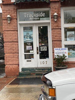 Main Entrance - Trackside Antiques