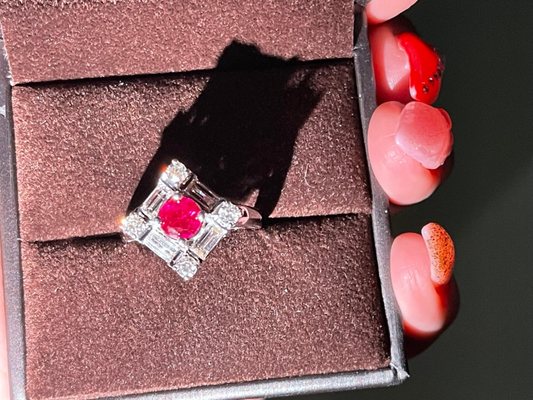 Beautiful diamond and ruby ring