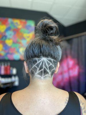 Spider  webs  Undercut