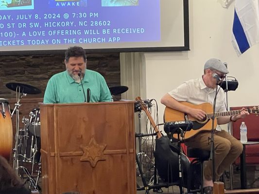 Messianic Concert with Solo Artist Troy Mitchell and Rabbi Jeff Grillo