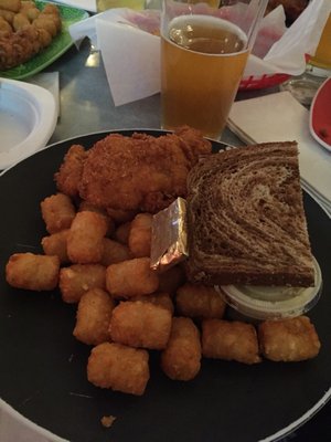 Two piece fish fry with tots