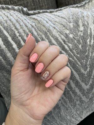 Beautiful no-chip mani by Grace