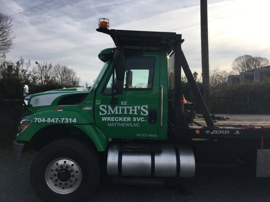 24 Hr Towing Service in Matthews, NC. Light, Medium and Heavy Duty Towing