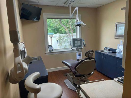 Interior of Warren R. Gase, DDS | Cincinnati, OH