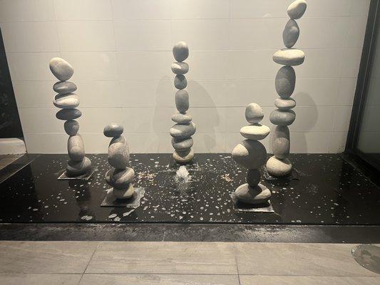 Fountain of balance