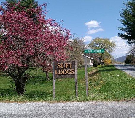 Sufi Lodge on High Country Lane, Troutdale, Virginia