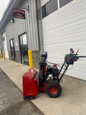 Fast & efficient Snow blower repair & maintenance.