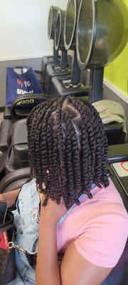 Natural twist style