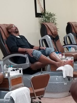 My hubby's pedicure