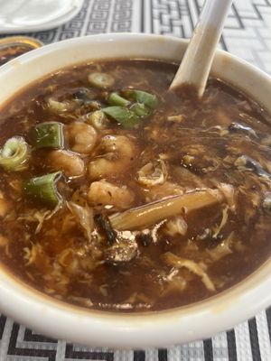 Hot & sour soup, no pork or chicken; yes shrimp- outstanding