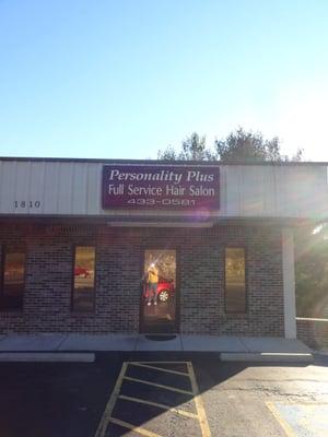 Personality Plus Styling Studio in Fayetteville, TN.