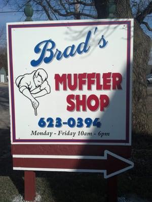 Brads Muffler Shop at the End of Browns Lane