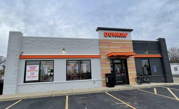 Dunkin- West 5th