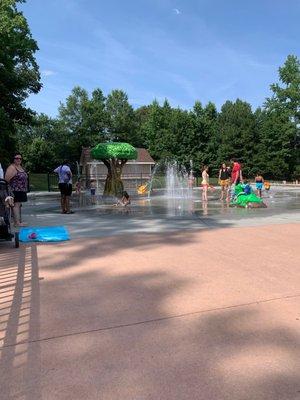 Splash pad in the shade