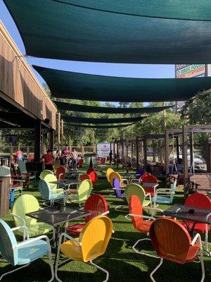 Little Woodrow's Beaumont patio