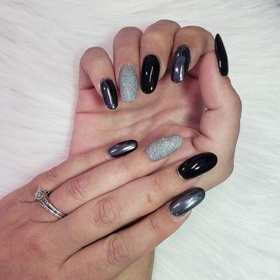 Acrylic nails