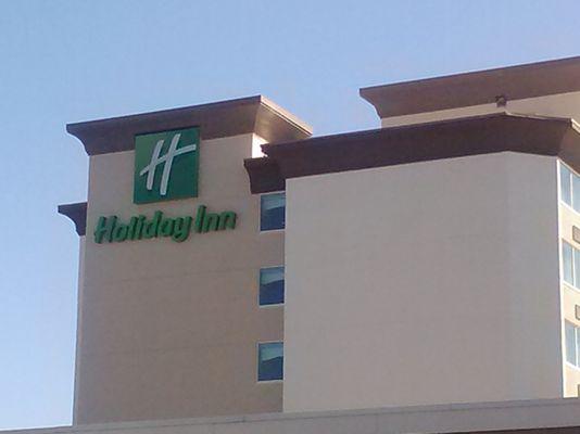 Located inside the Holiday Inn on Hurstbourne.