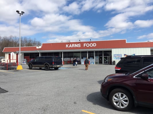 Here's the Karns location in Boiling Springs!  It's a nice local grocery store within minutes of our new place!