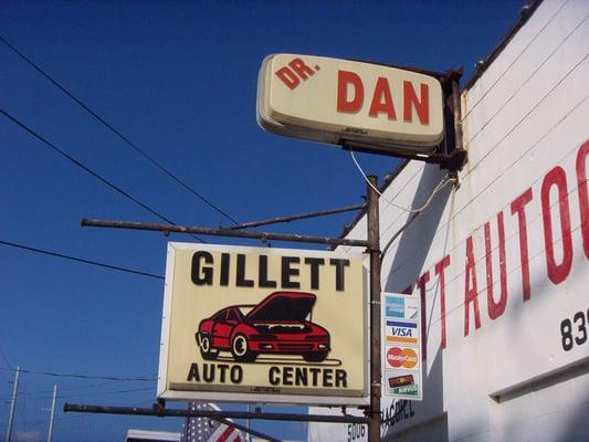 Gillett Auto - South Tampa's trusted auto repair since 1974.