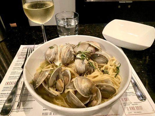 Linguine con vongole