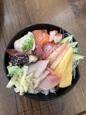 Chirashi bowl