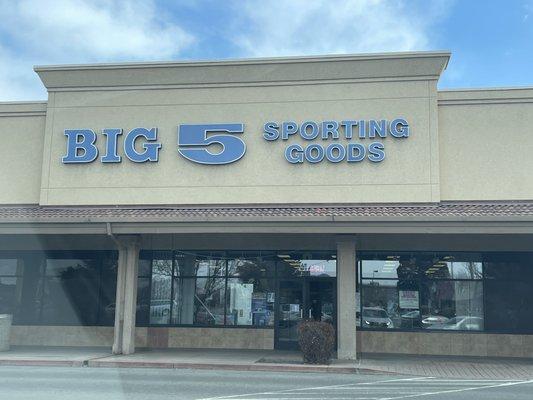 Big 5 Sporting Good in Sparks.