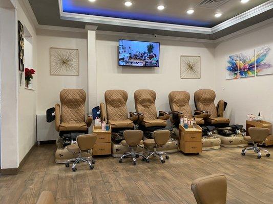 Oasis Nails & Spa