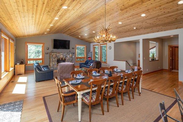 Dining room/living room of listing sold in Kingswood Estates on Canterbury Drive in Kings Beach, CA.