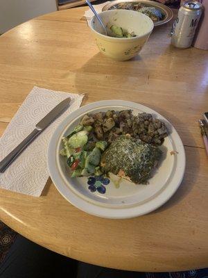 Pesto parm coho w potatoes, lentils, and salad